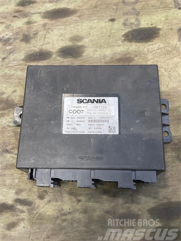 Scania C OO7 2260381 Sähkö ja elektroniikka