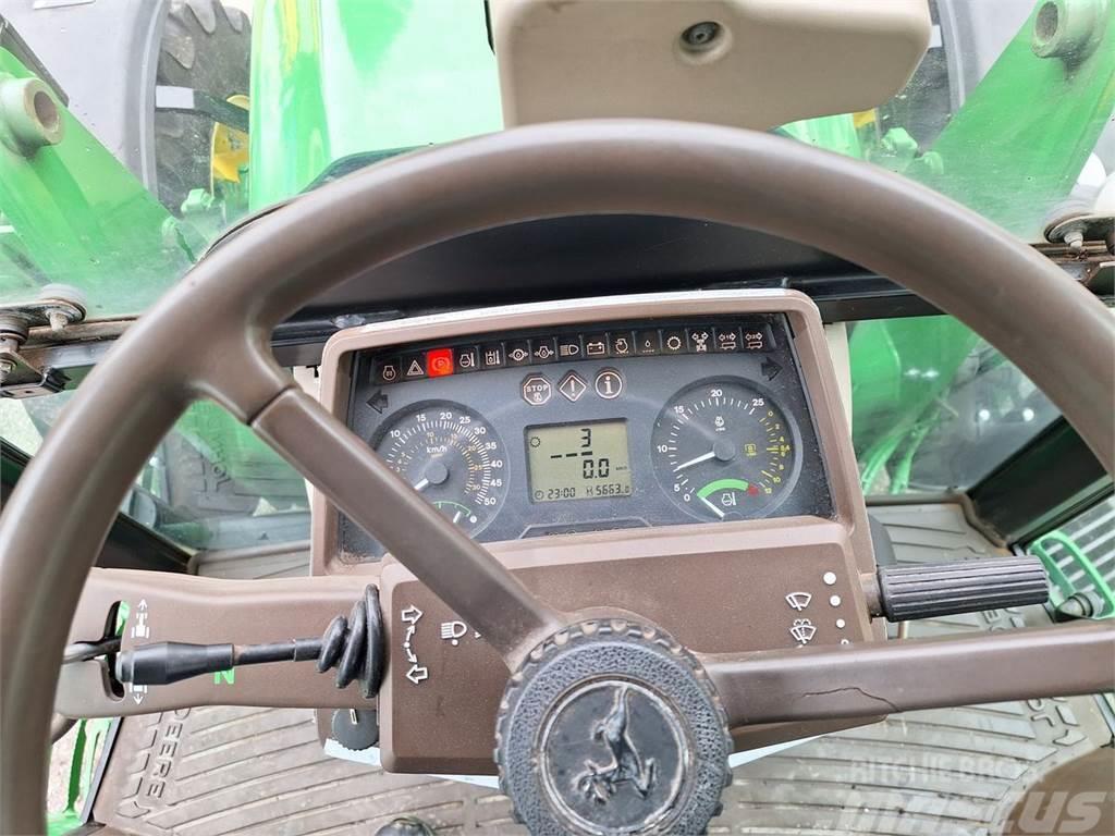 John Deere 5820 Premium Traktorit