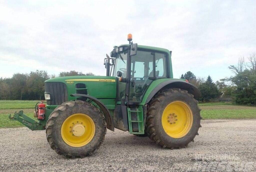 John Deere 6830 Premium Traktorit