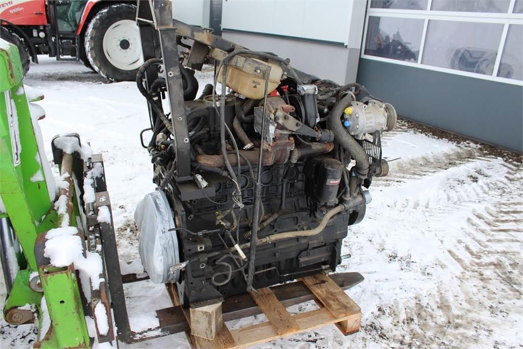 Steyr CVT 6225 Motor Lisävarusteet ja komponentit