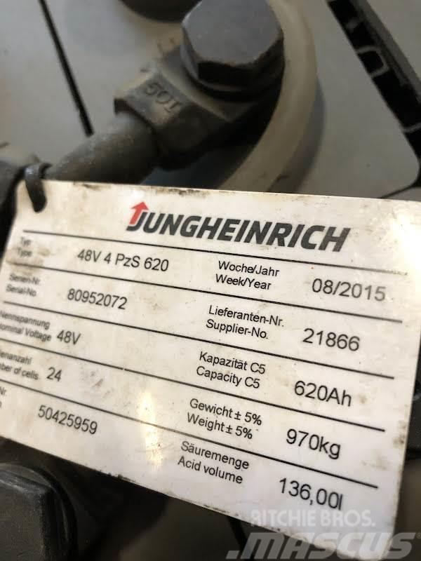 Jungheinrich ETV 116 Työntömastotrukit