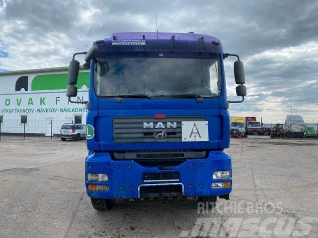 MAN TGA 26.440 6X4 for containers with crane vin 945 Nosturiautot