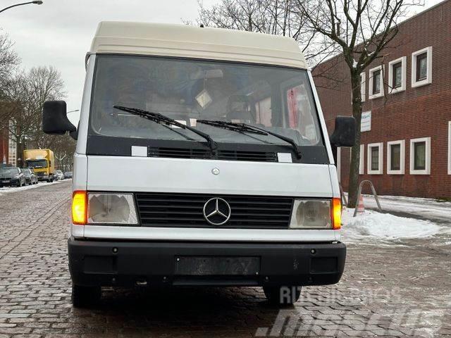 Mercedes-Benz 100 D / 9 Sitzer / Diesel Minibussit