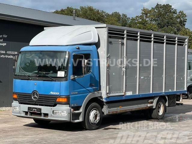 Mercedes-Benz Atego 1228 4x2 Blatt-/Luft 1.Stock Stehmann Eläinkuljetusautot