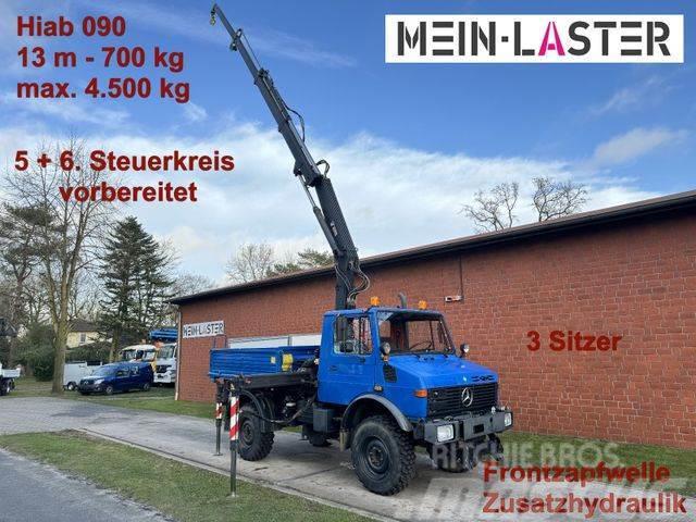 Unimog U 1250 Hiab Kran 13 m max. 4,5 t Zapfwelle Nosturiautot