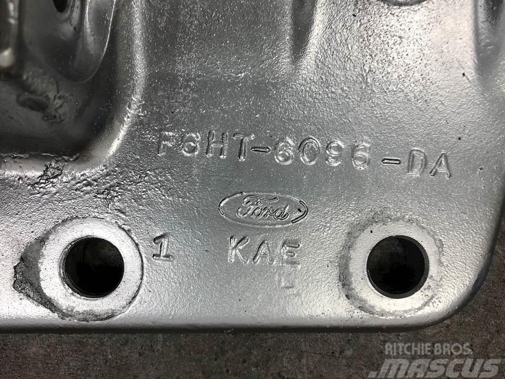 Ford F6HT-6096-DA Moottorit