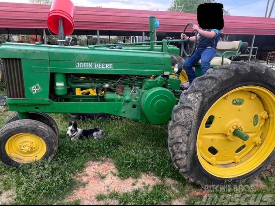 John Deere 50 SERIES Traktorit