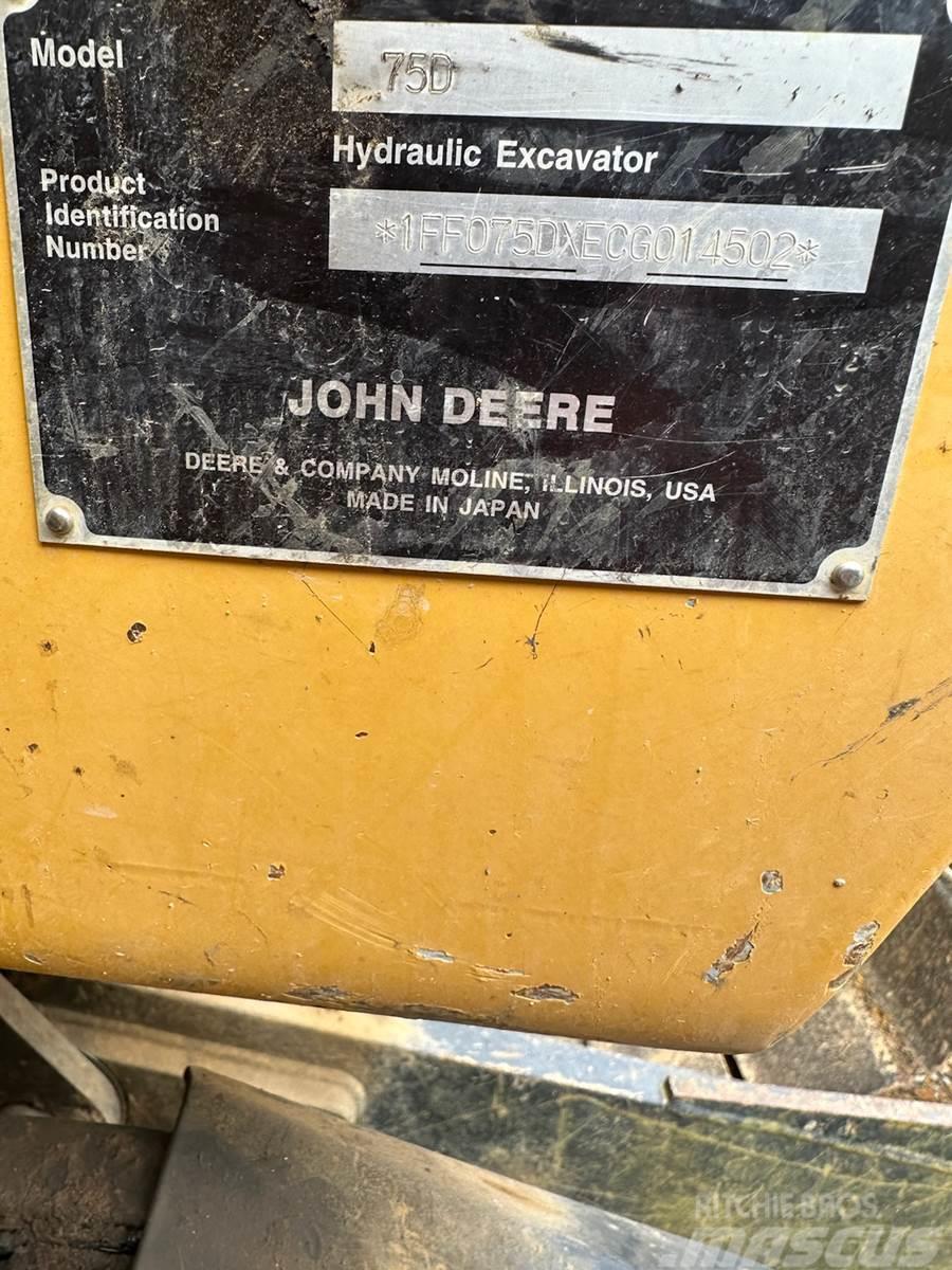 John Deere 75D Telakaivukoneet