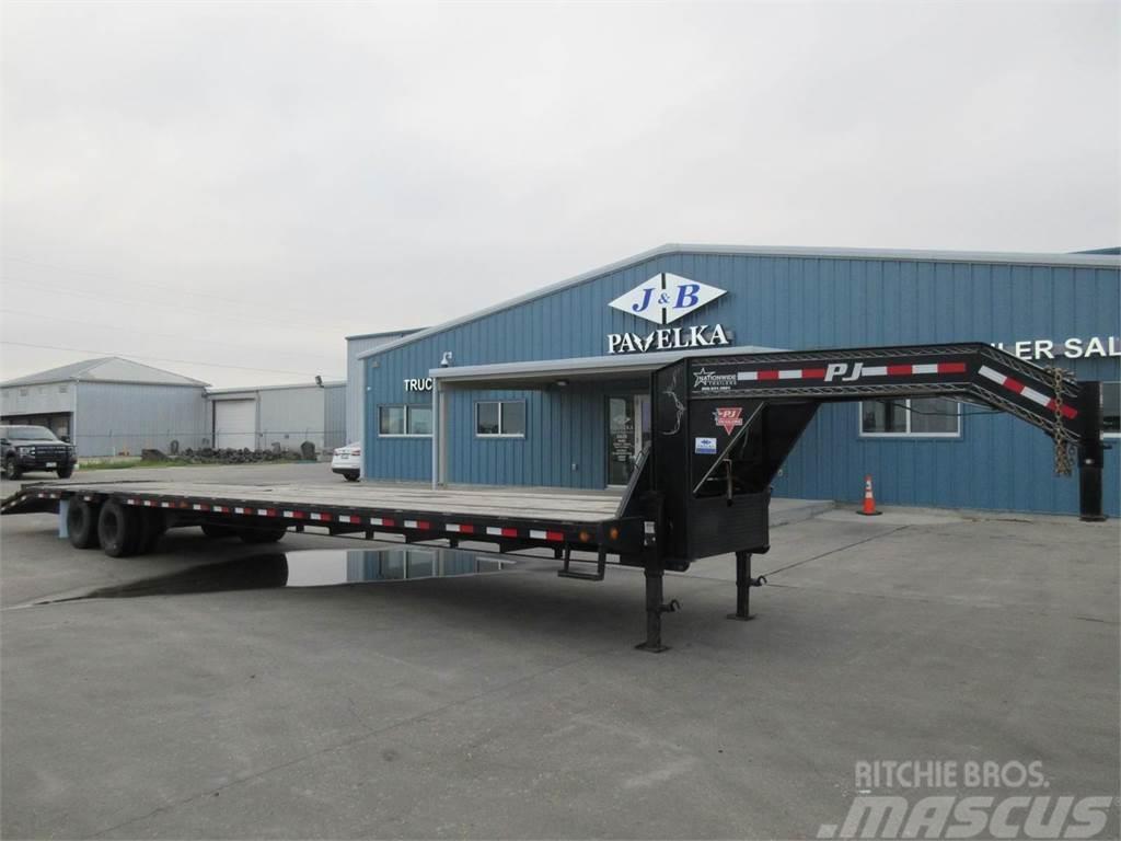 PJ Trailers 40' GOOSENECK 35'+5' DOVETAIL AND RAMPS Lavetit