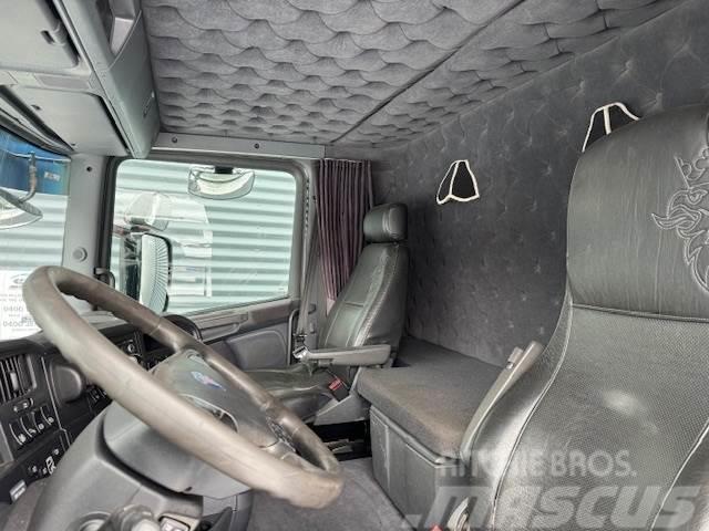 Scania R560 6X4 Kippipuolikas Vetopöytäautot