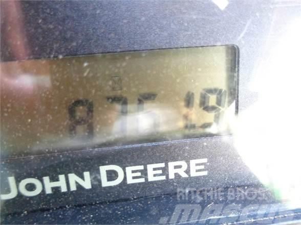 John Deere 6115D Traktorit