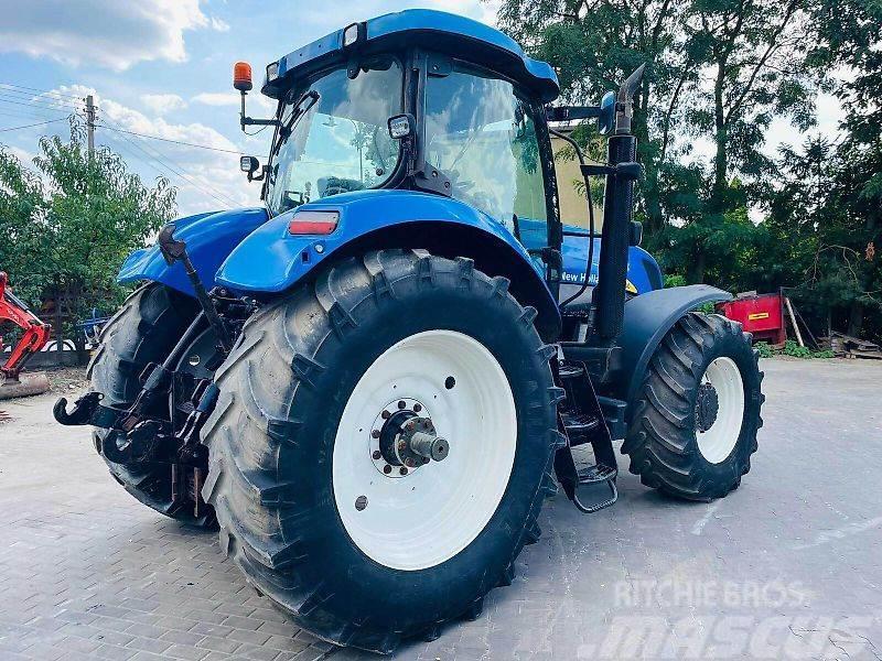 New Holland T7030 Traktorit