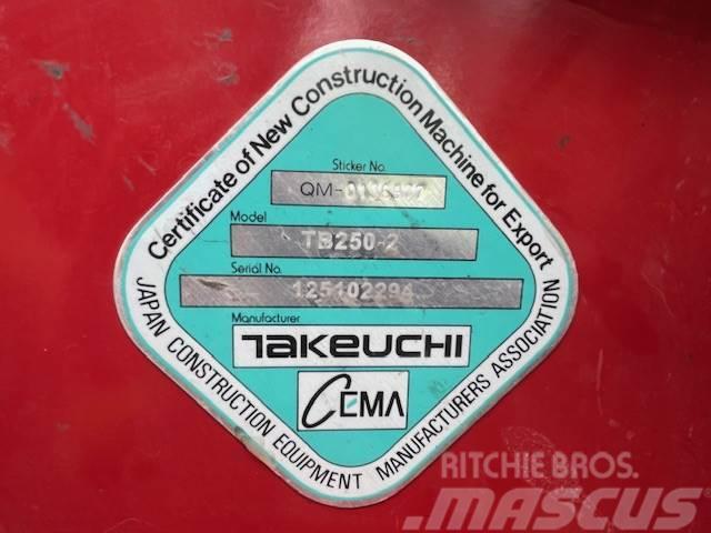Takeuchi TB250-2 Minikaivukoneet < 7t