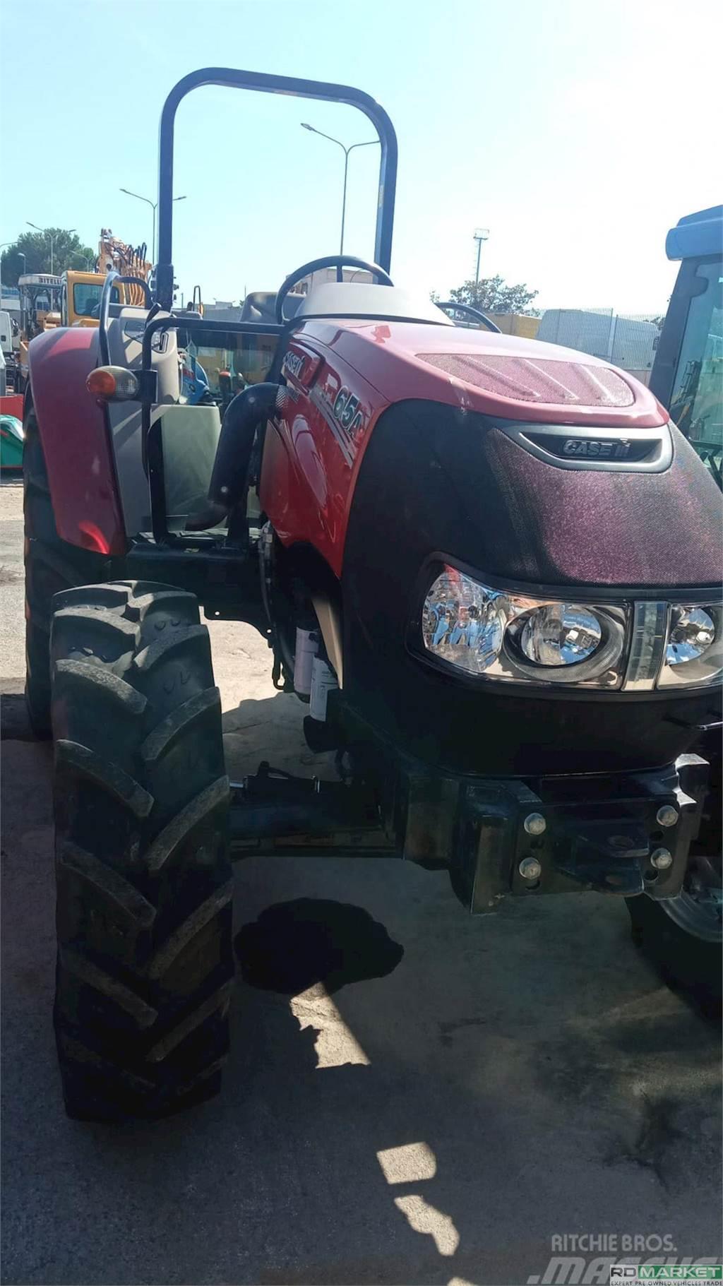 Case IH FARMAL A65 Traktorit