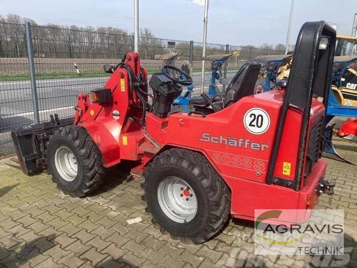 Schäffer HL 3033S Traktorit
