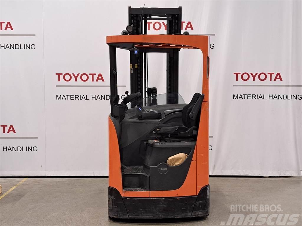 Toyota RRE180H Työntömastotrukit