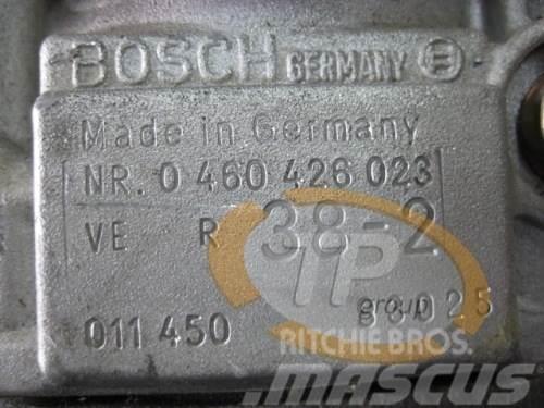 Bosch 0460426023 Bosch Einspritzpumpe Pumpentyp: VER38-2 Moottorit