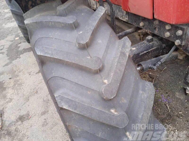 Belarus МТЗ 1523 Traktorit