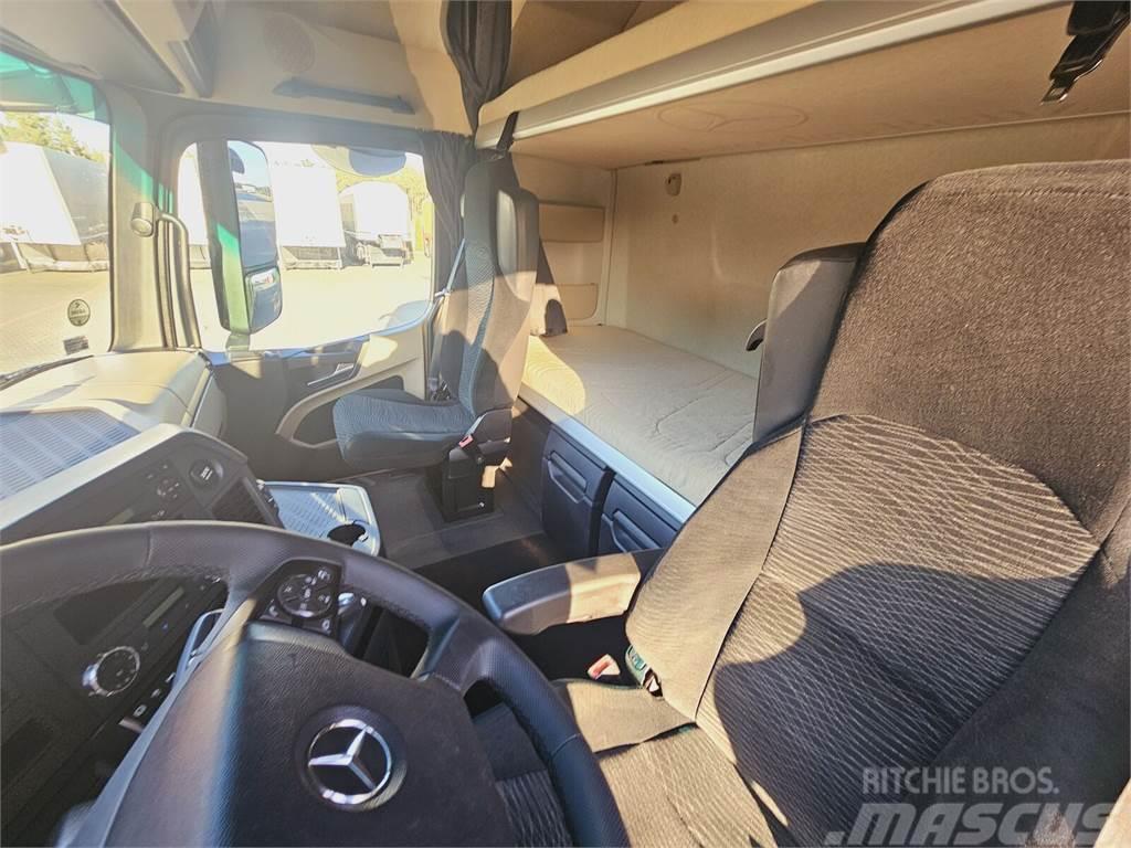 Mercedes-Benz ACTROS 1843 / STREAM SPACE / EURO 6 / 2015 ROK Vetopöytäautot