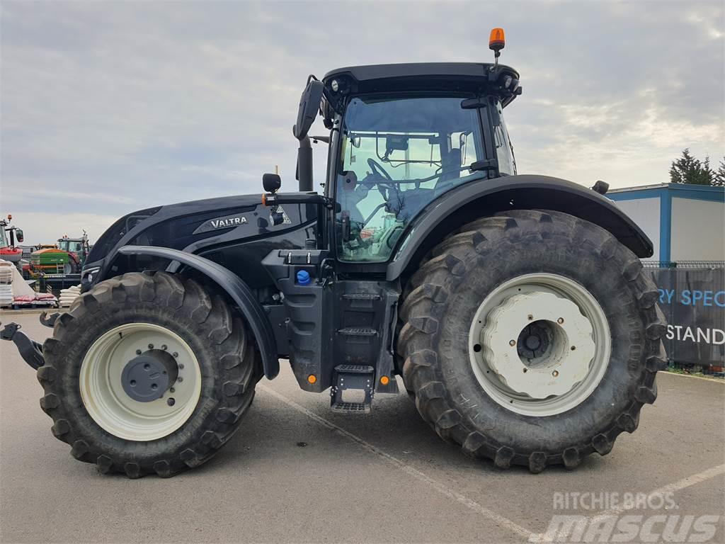 Valtra S394 Traktorit