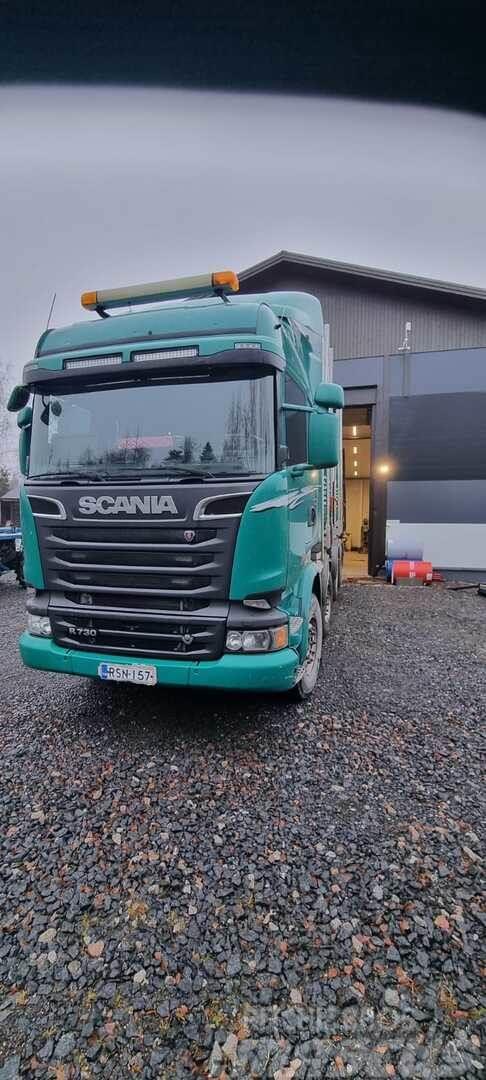 Scania R730 8x4 Puuautot