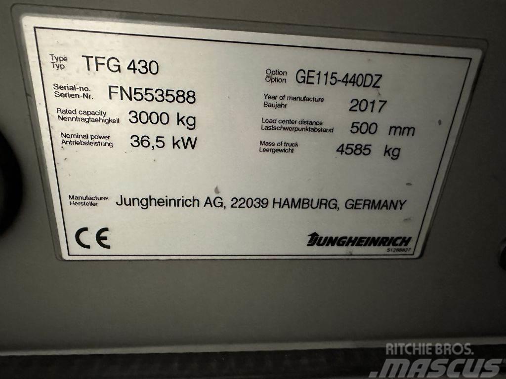 Jungheinrich TFG 430 - TRIPLEX 4,4 m Nestekaasutrukit