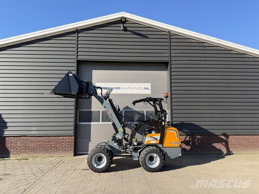 Giant G2300 X-TRA HD minishovel NIEUW (pro inching / kog, 2026, Neer ...